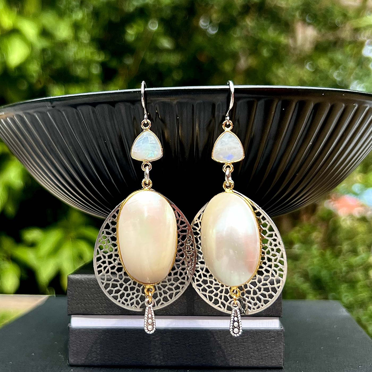 N°1014 Statement Earrings - The Pearl Collection