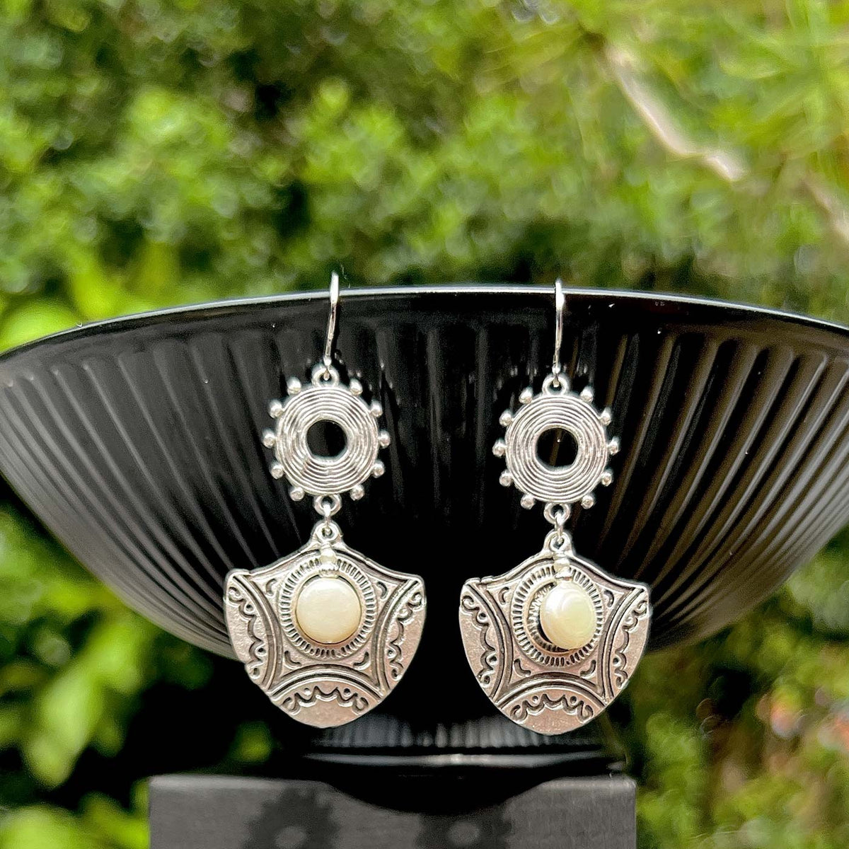 N°1018 Statement Earrings - The Pearl Collection