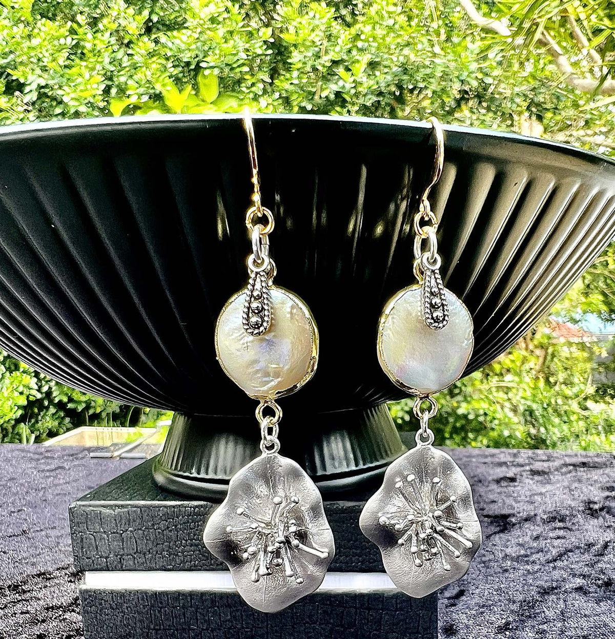 N°1036 Statement Earrings - The Pearl Collection