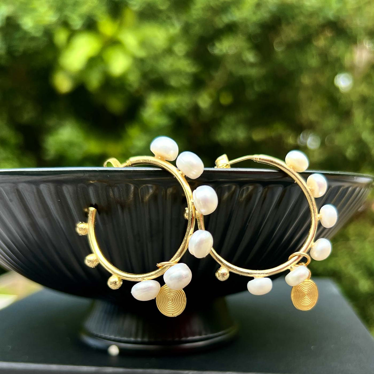 N°1048 Statement Earrings - The Pearl Collection