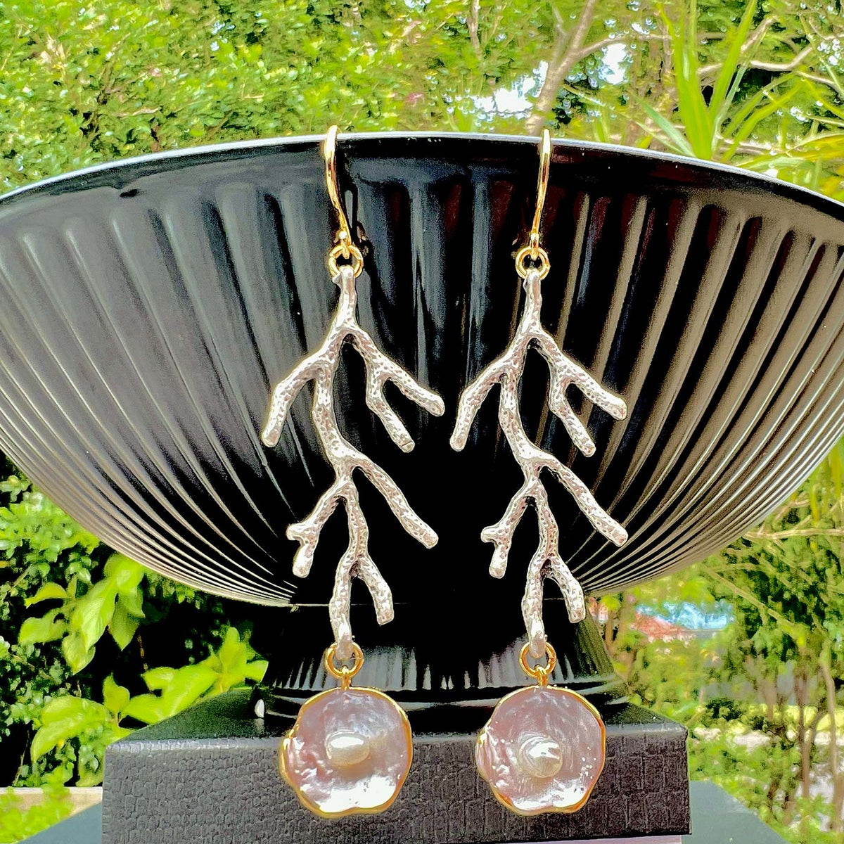 N°1051 Statement Earrings - The Pearl Collection