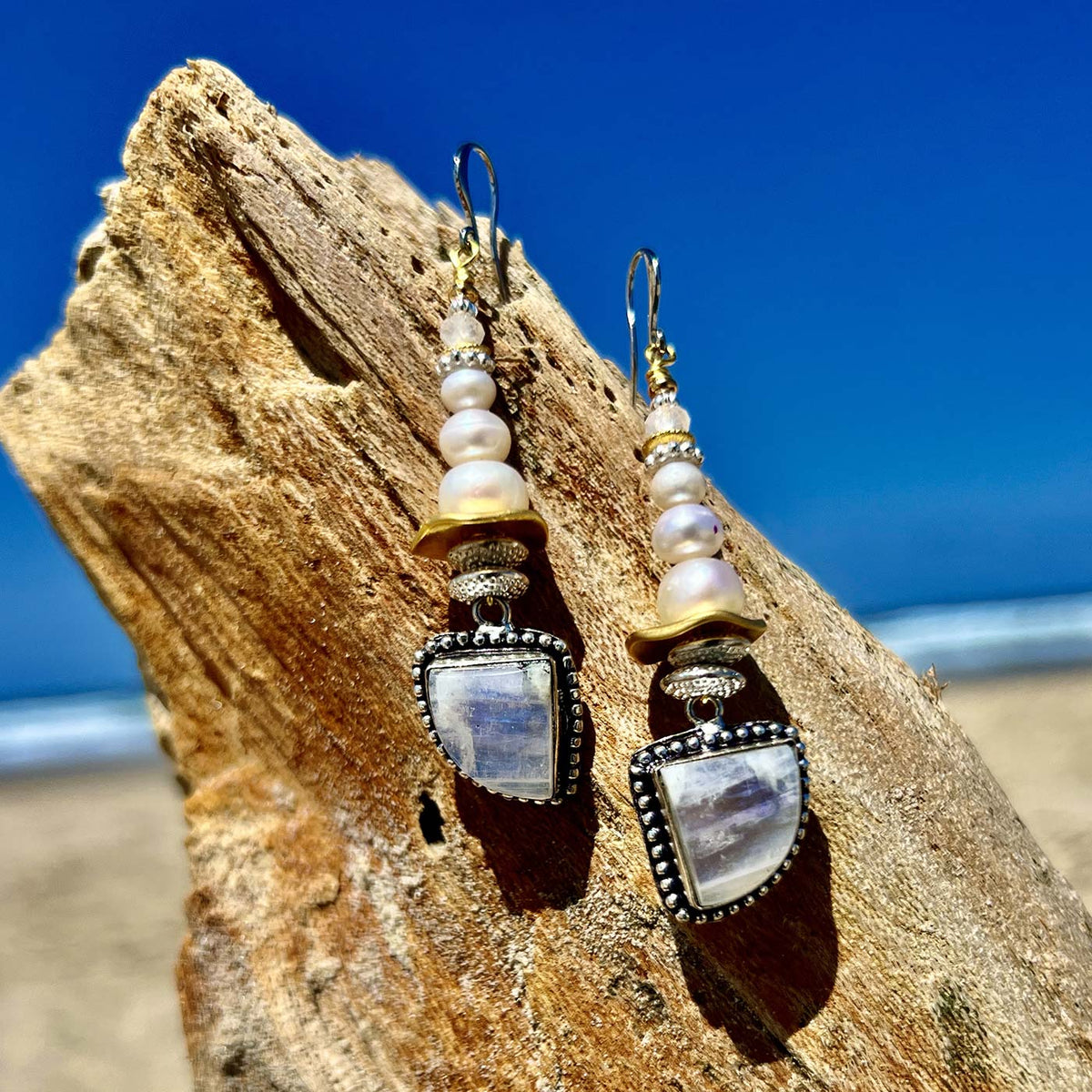 N°1022 Statement Earrings - The Pearl Collection