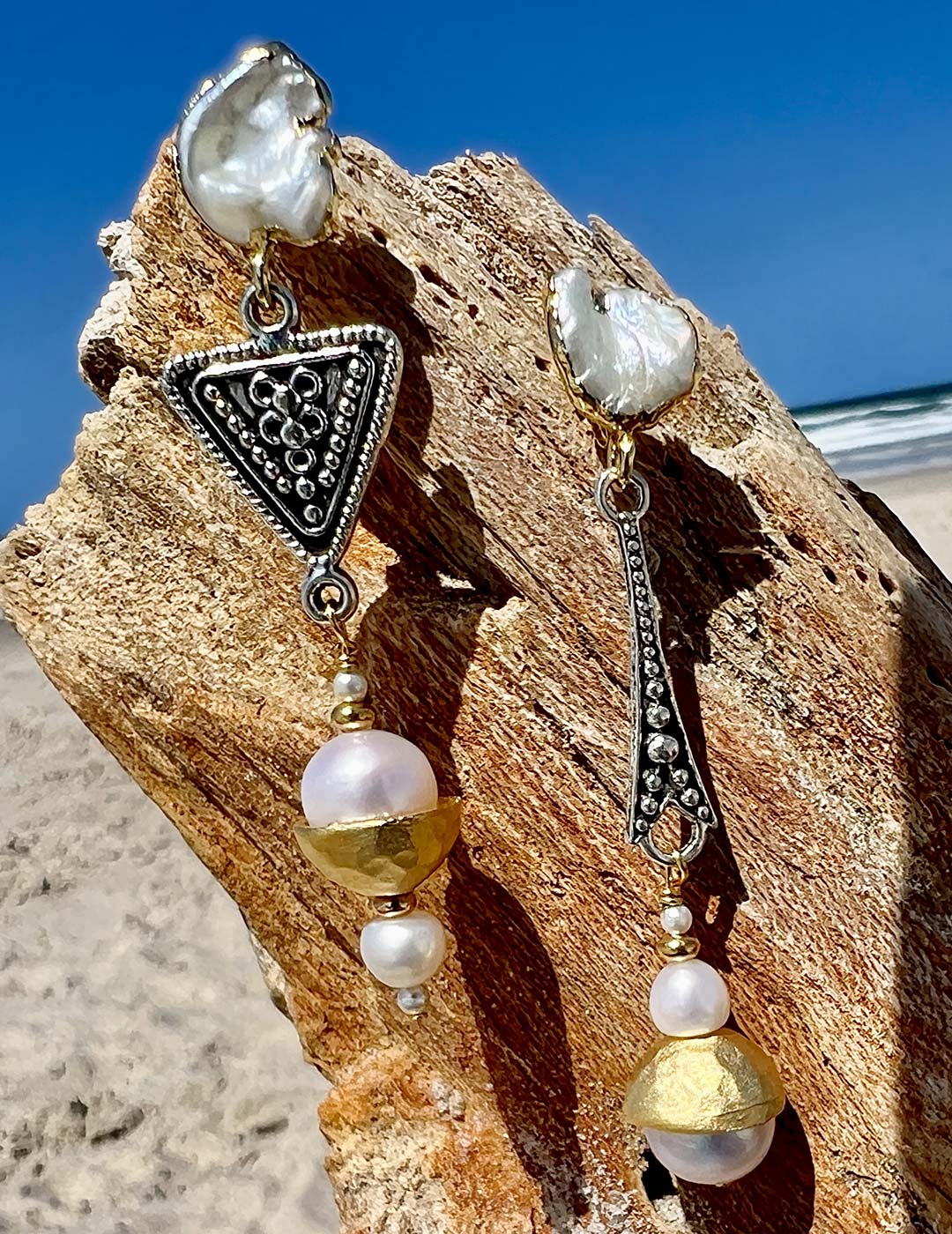 N°1044 Statement Earrings - The Pearl Collection