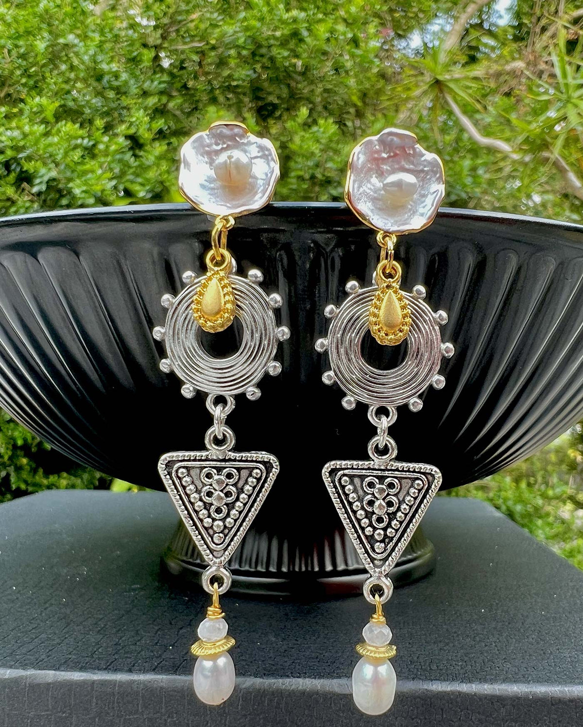 N°1042 Statement Earrings - The Pearl Collection