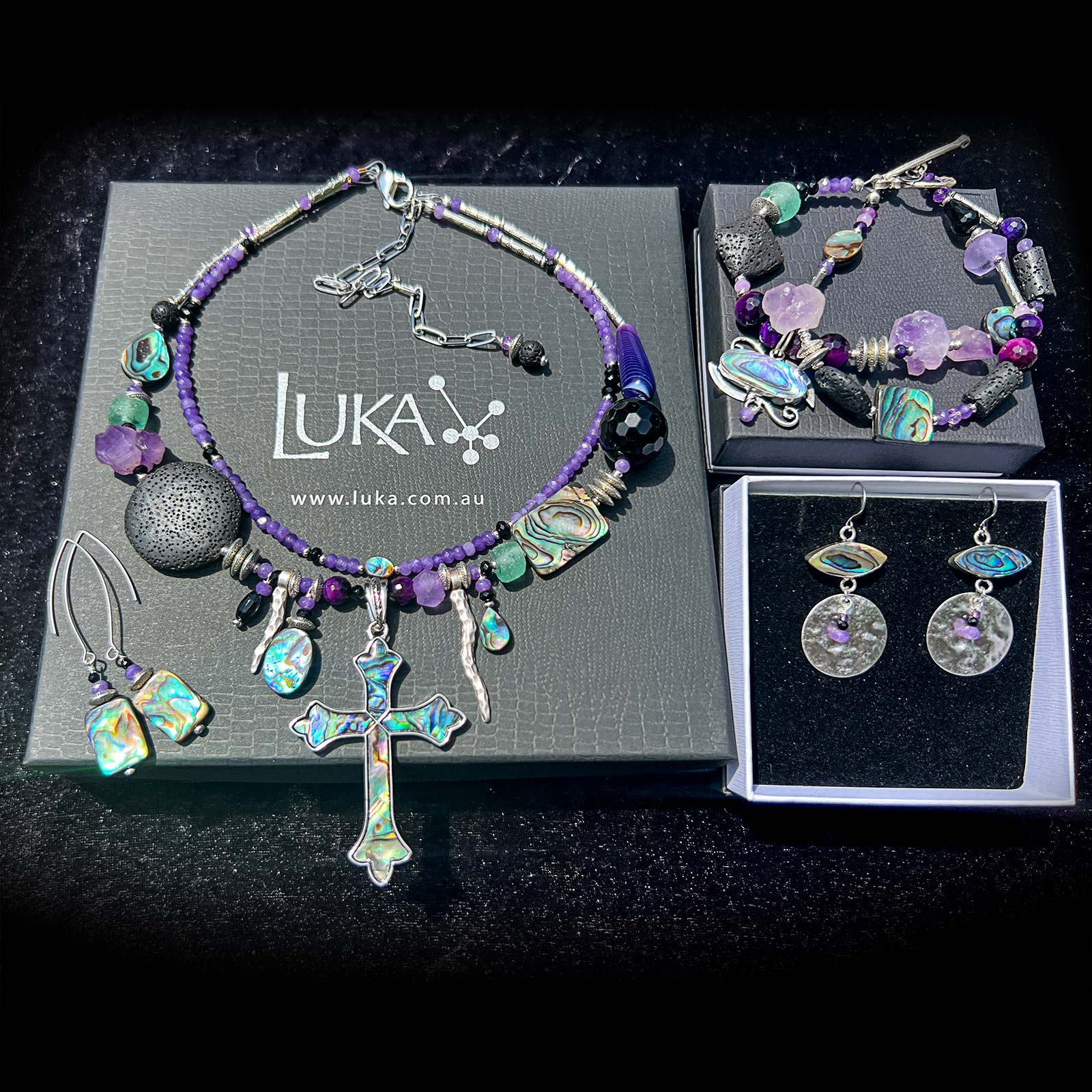 No 38 Christmas 2023 Special Set