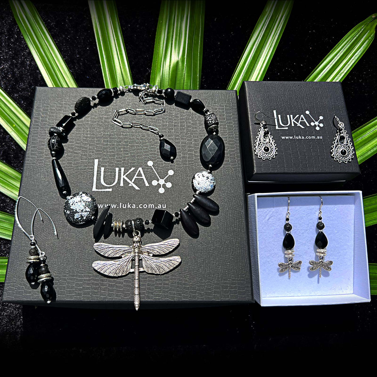 No 40 Christmas 2023 Special Set