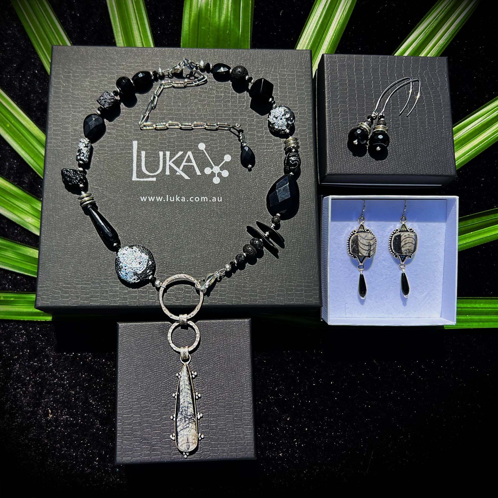 No 53 Christmas 2023 Special Set