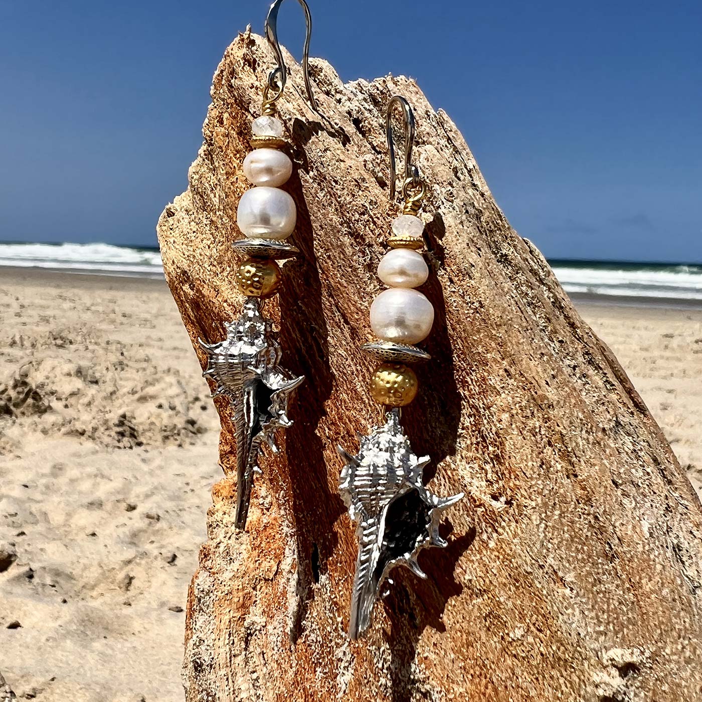 N°1052 Statement Earrings - The Pearl Collection