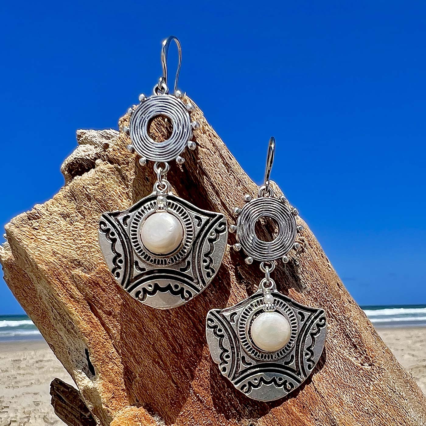 N°1018 Statement Earrings - The Pearl Collection