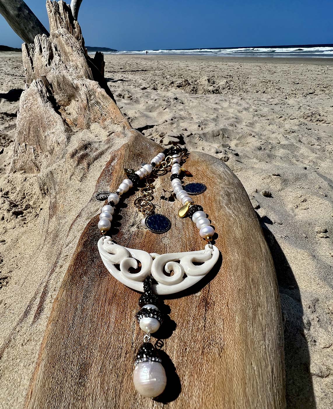 N°1057 Necklace &amp; Earrings Set - The Pearl Collection