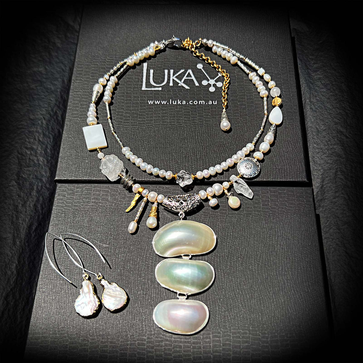N°812 For the Love of Pearls Statement Necklace &amp; Earring Set No 2