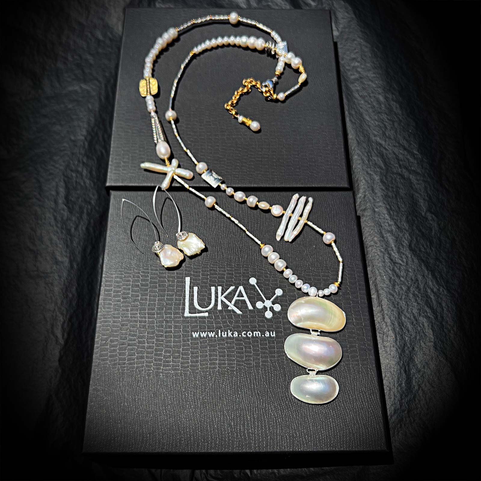 N°789 For the Love of Pearls Statement Necklace & Earring Set No 3